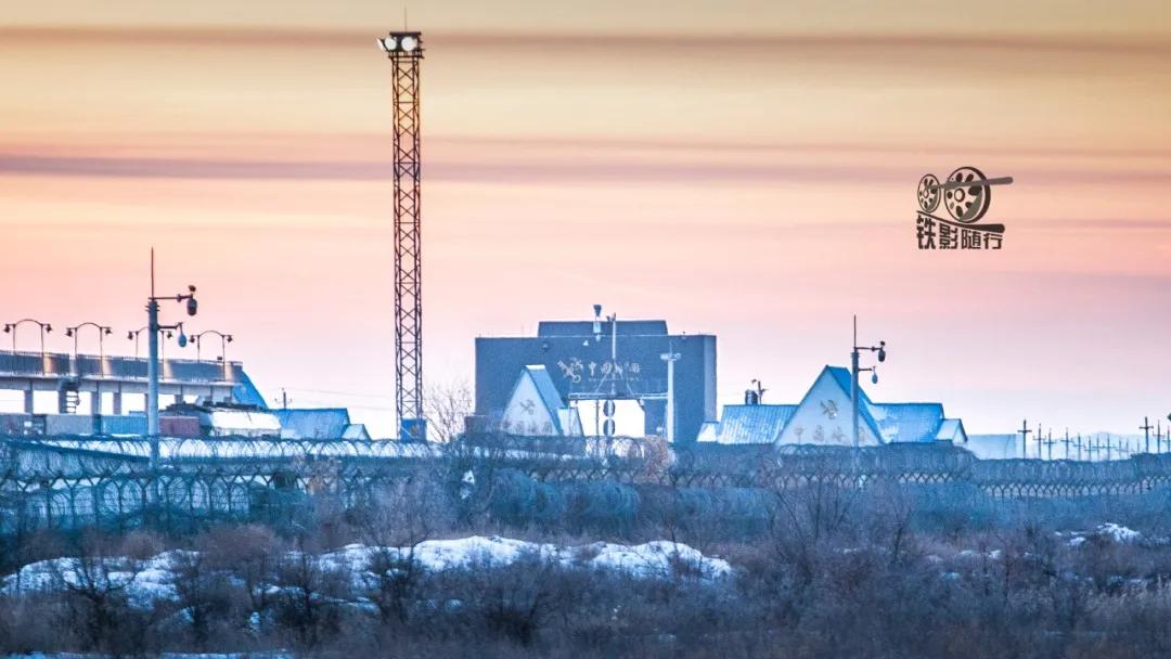 铁影｜走向中亚