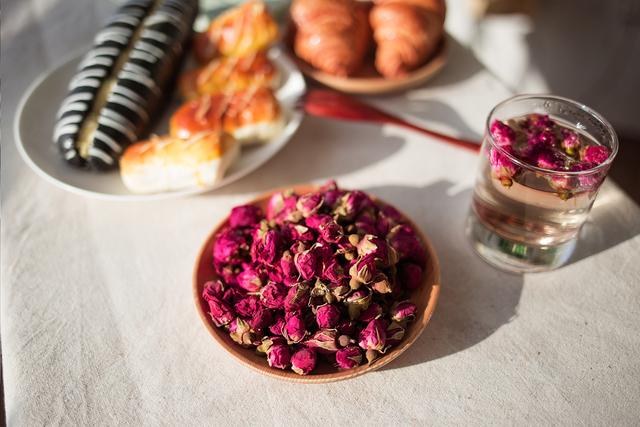 熬夜斑多用什么护肤品,熬夜祛斑的中药材