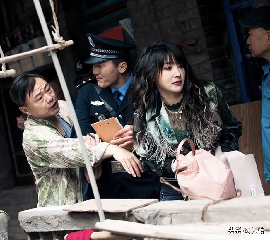 濂充富鎾崠璐у亣韬潗缈昏溅,鍗栬揣濂充富鎾亣韬潗