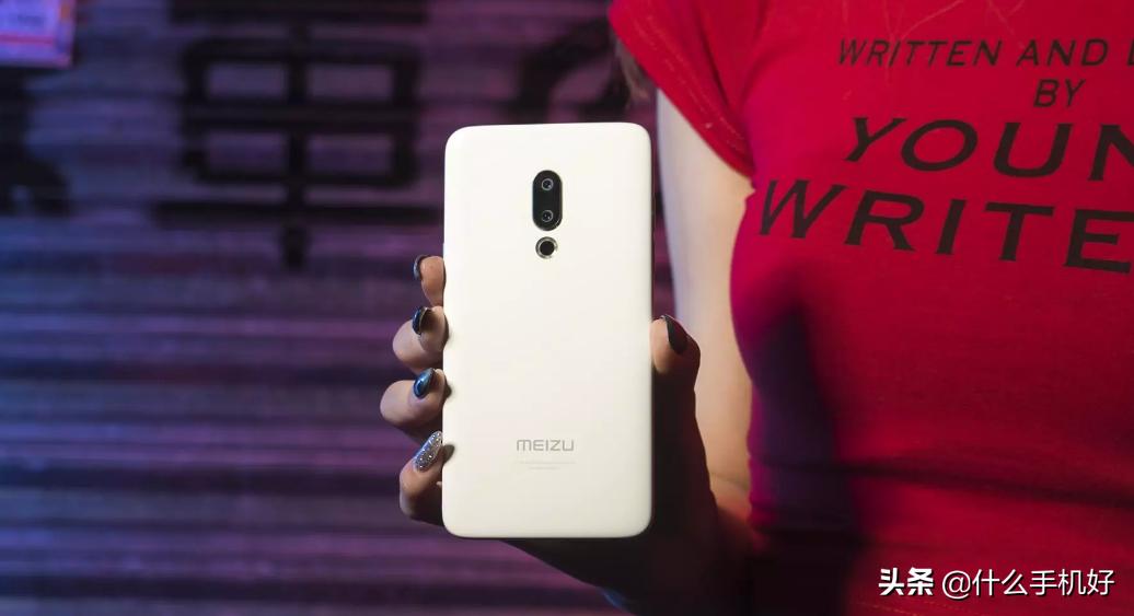 从2099到899，跑分20万+小电池+emmc闪存，劝你还是别入坑了！