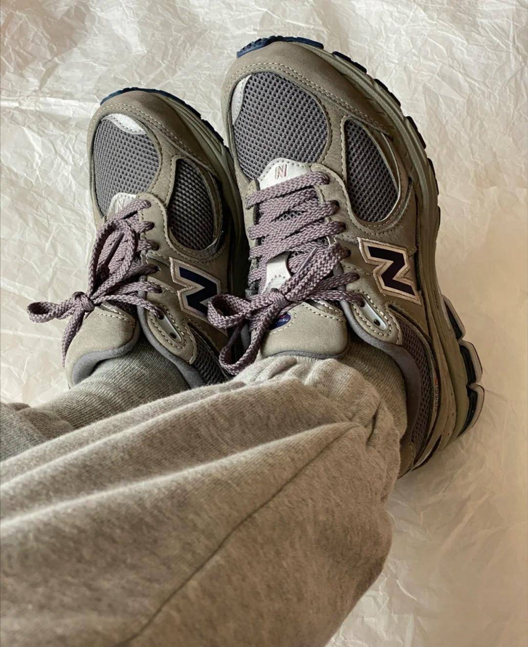 什么品牌的鞋子有踩屎感,耐克阿迪踩屎感鞋子推荐