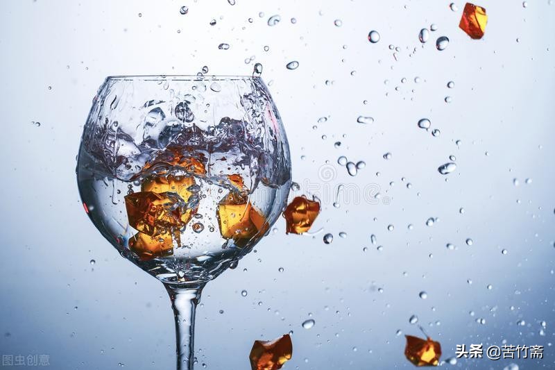 女人在酒局里的注意事项,女生在酒局中需要注意哪几点