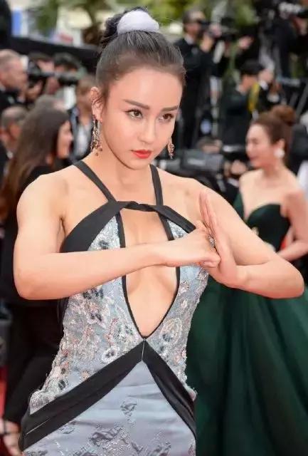 戛纳红毯是不是给钱就能去,多少钱走一次戛纳红毯