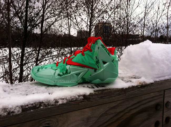 nba球员圣诞节穿什么鞋,nba球星平时穿什么鞋