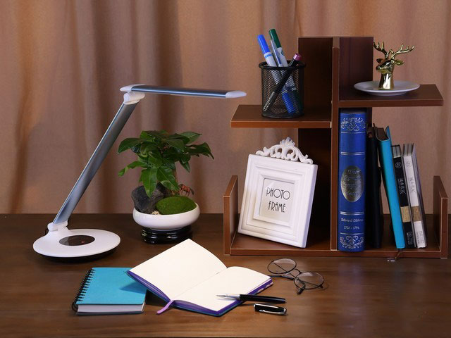 松下护眼灯真的值三百多,松下护眼灯刺眼