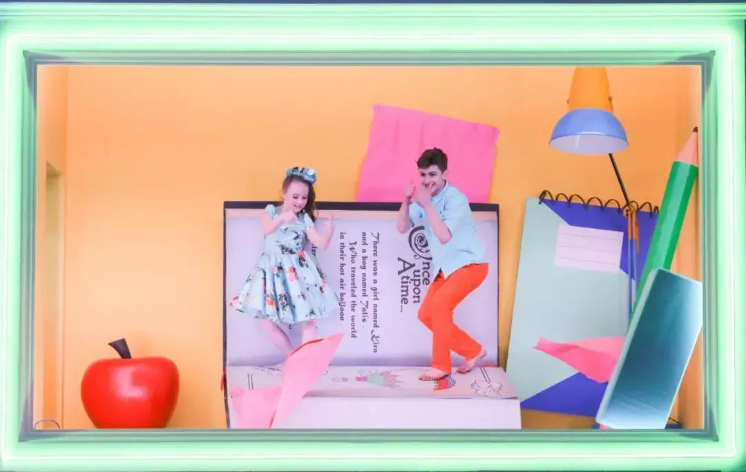 《巅峰之夜》:比顶级才艺更触动人心的,是跨越国界的共通情感