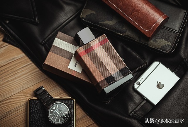 博柏利英伦白风格香水,博柏利香水男士推荐哪一款