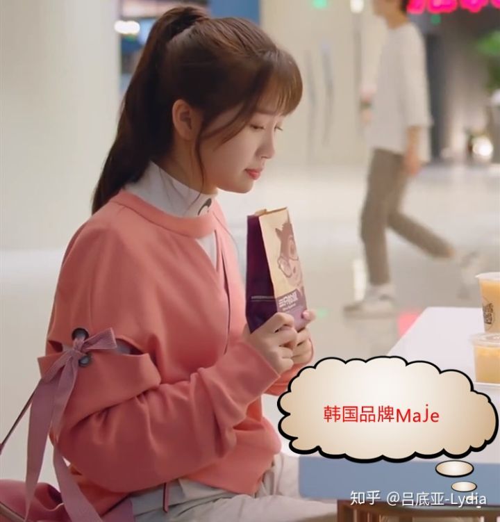 开春怎么挑卫衣?跟着陈韵如、蔡敏敏、尹世莉学起来