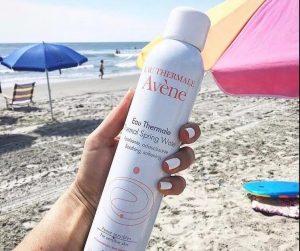 颐莲补水喷雾和雅漾喷雾哪个好用,雅漾补水喷雾有什么效果