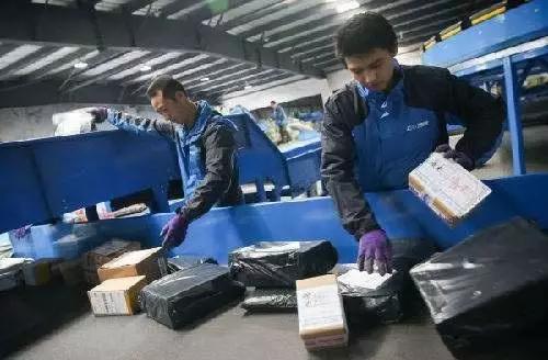 寄快递到香港哪个快递最快,除了顺丰快递还有哪些快递最快