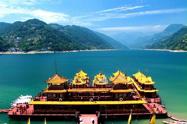 宜昌清江画廊三峡瀑布二日游推荐,宜昌清江画廊一日游