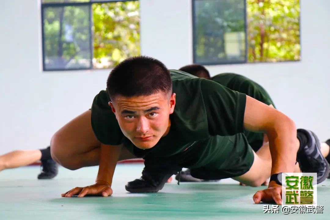 “燃值”飙升!直击夏日练兵场