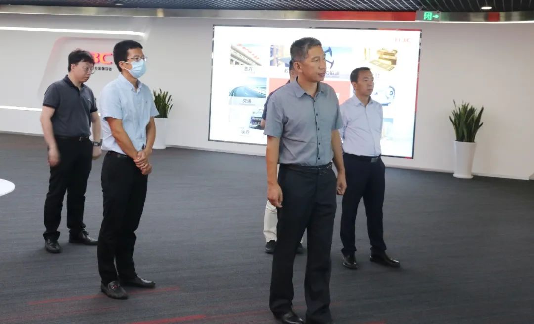 AA*级A**！新华三以全面创新实力，获得易派客标准高度评价