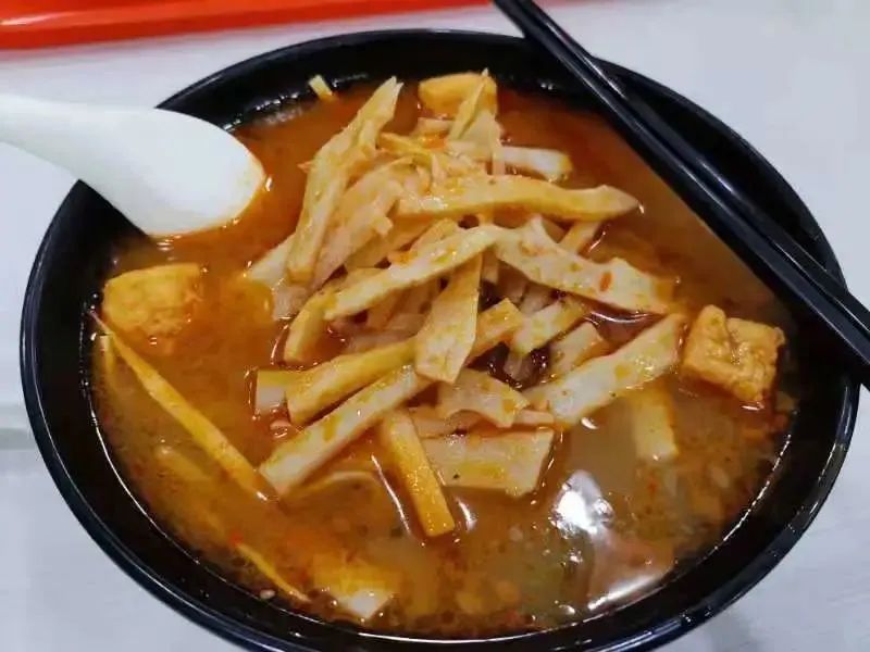 全国高校食堂美食排名,高校美食大赏隔壁都馋哭了