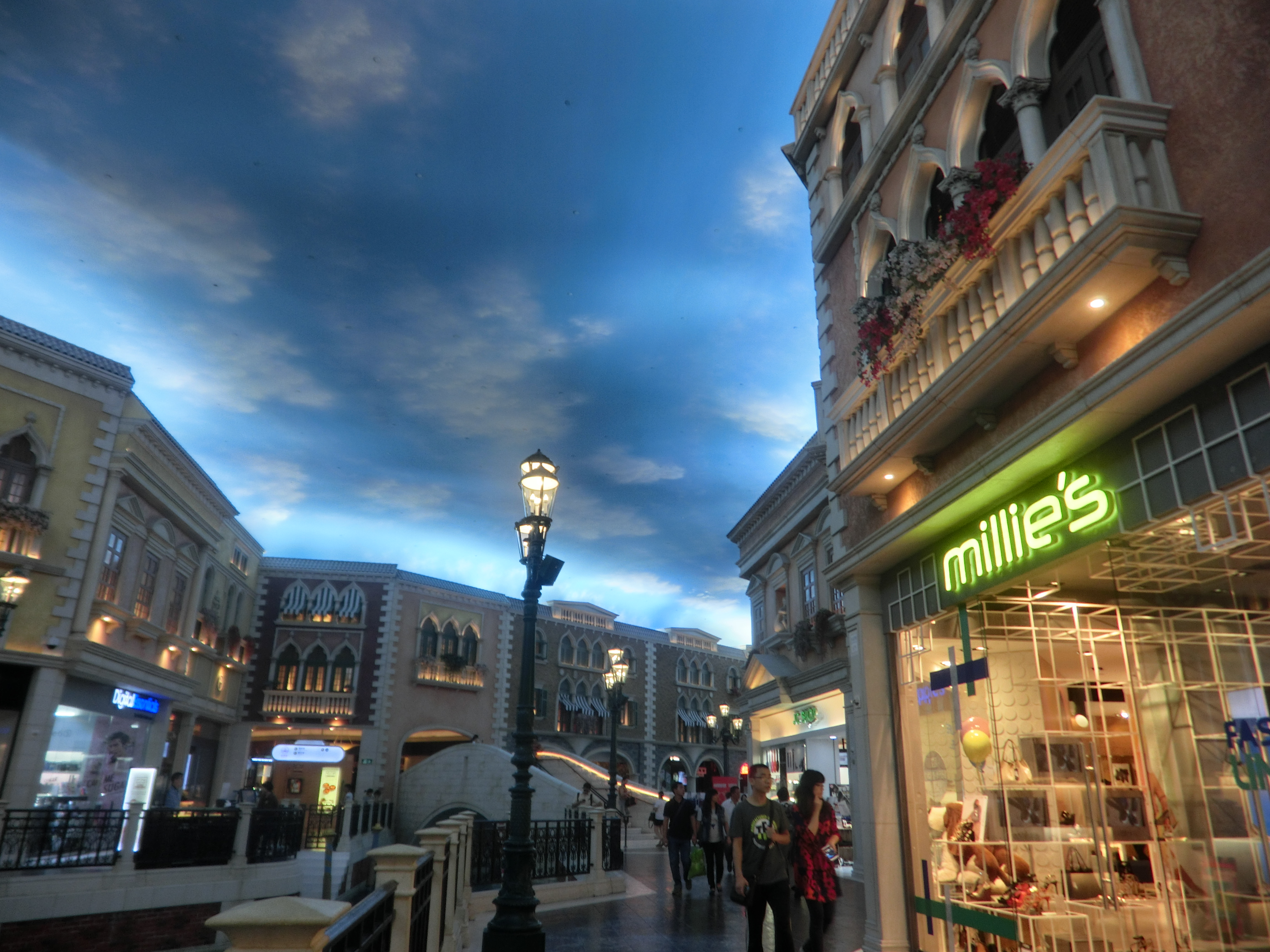 澳门一天自由行好还是跟团去好,花了80元跟旅游团去海花岛