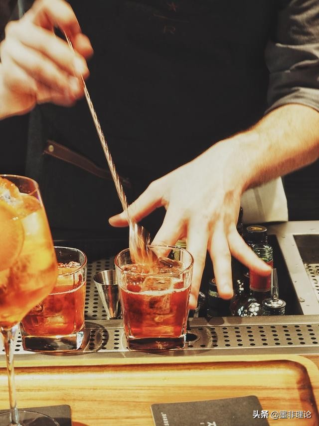 最有特色的一家星巴克,法国豪华星巴克