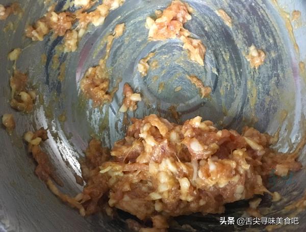 酥香肉溏心蛋在家也能做，原料简单，做出来很高级，关键步骤在这