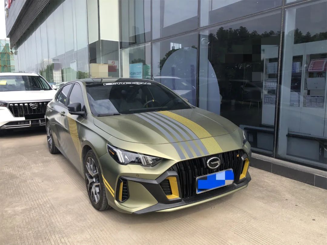 广汽传祺影豹和名爵6pro哪个好,除了提速快广汽传祺影豹还有什么