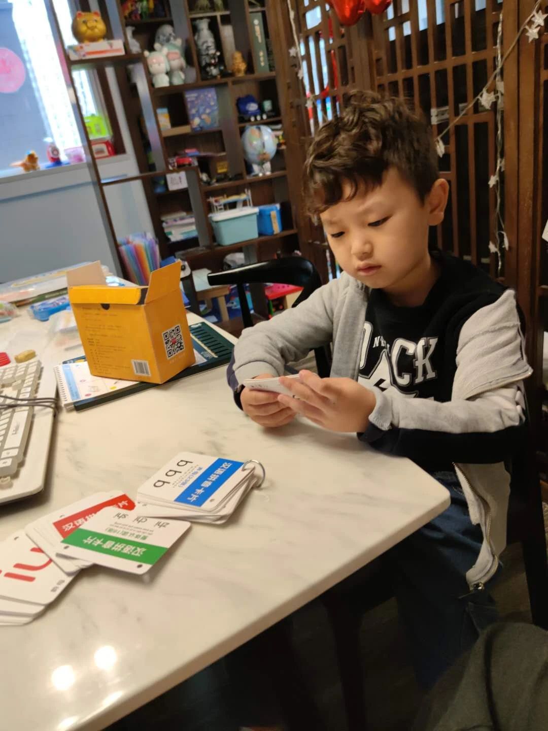 怎样教孩子学习拼音的前后鼻音,怎么教小孩拼音4个声调幼儿园