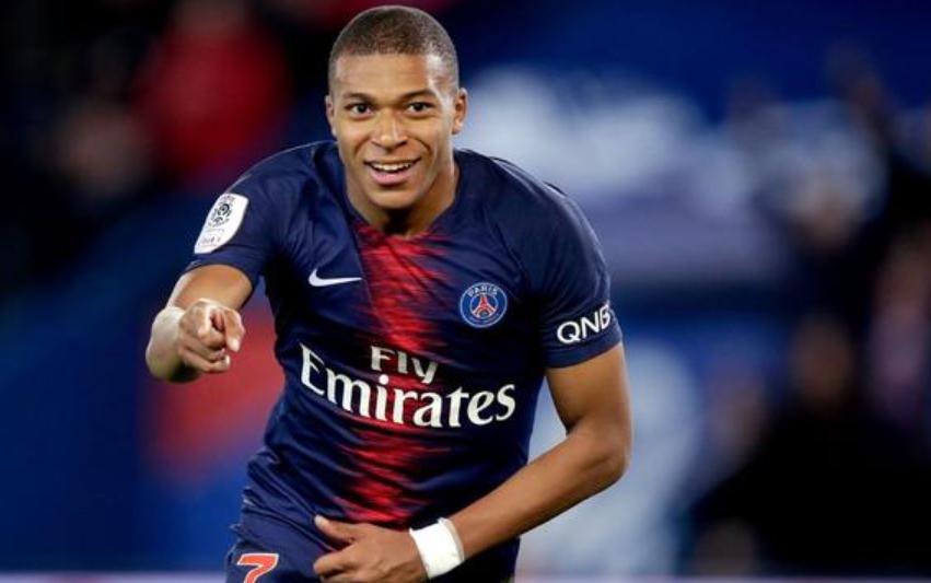 姆巴佩加盟皇马技术分析,法国球员抵达克莱枫丹