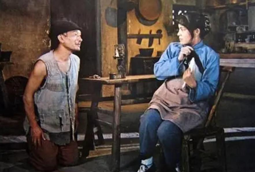 读懂了鲁迅笔下的阿Q,才真正感受到成年人的无奈