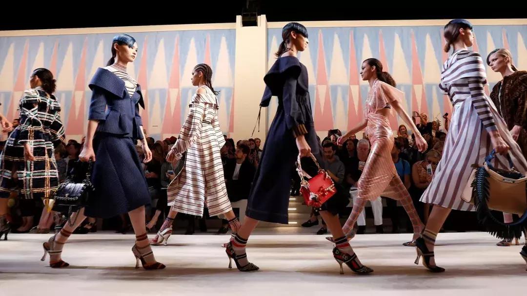 新加坡第一模特颜值不输明星,新加坡网红模特女神