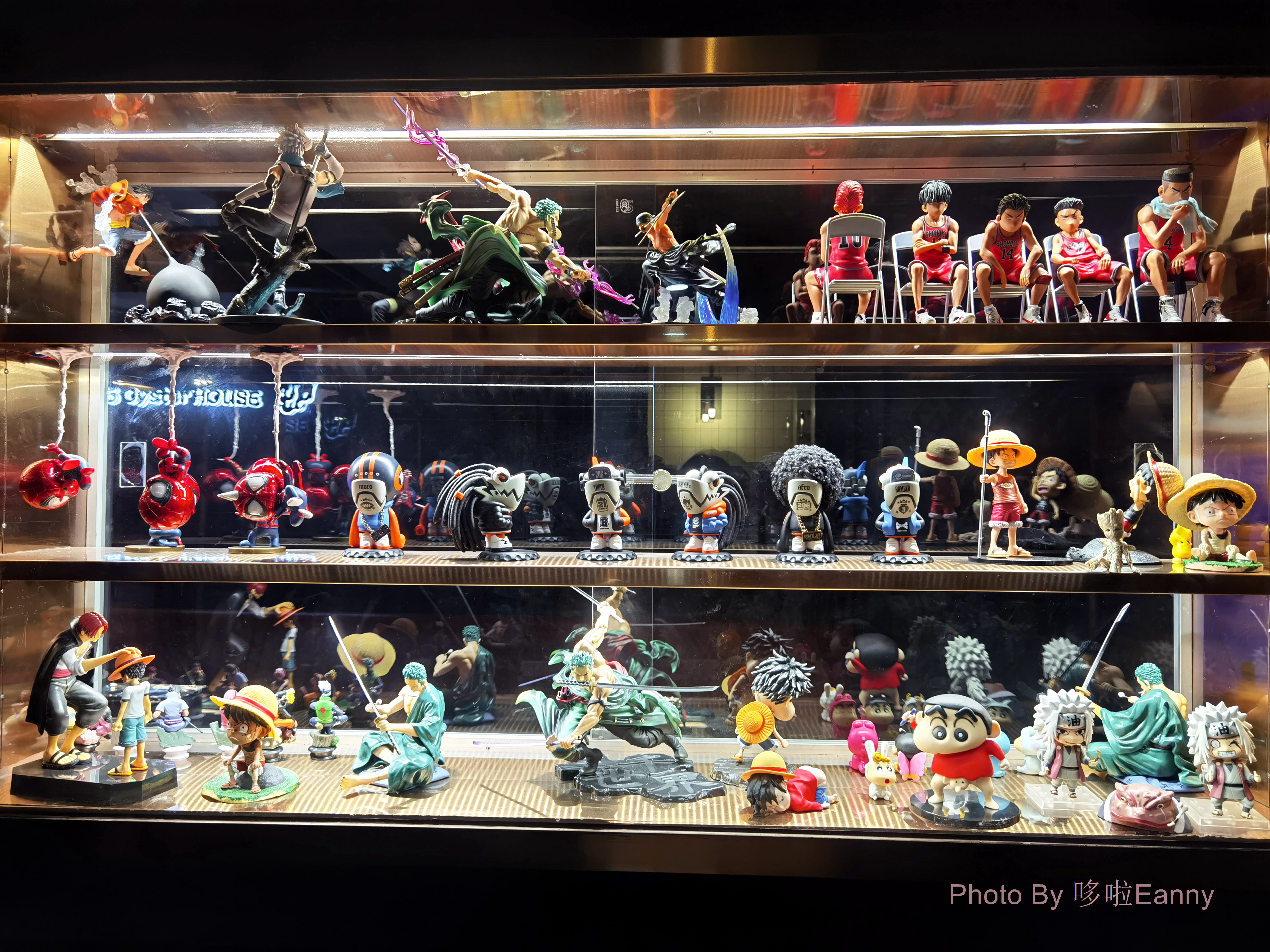 80年代风格的网红烧烤店,市井怀旧风烧烤店