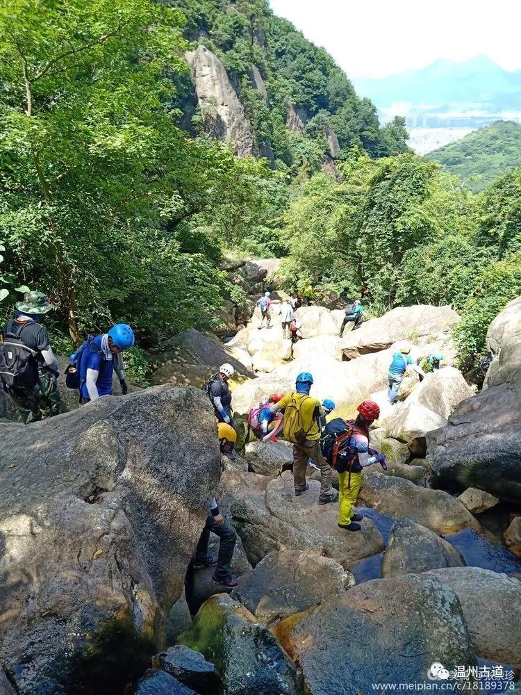 温州茶山卧龙潭,温州卧龙峡风景区