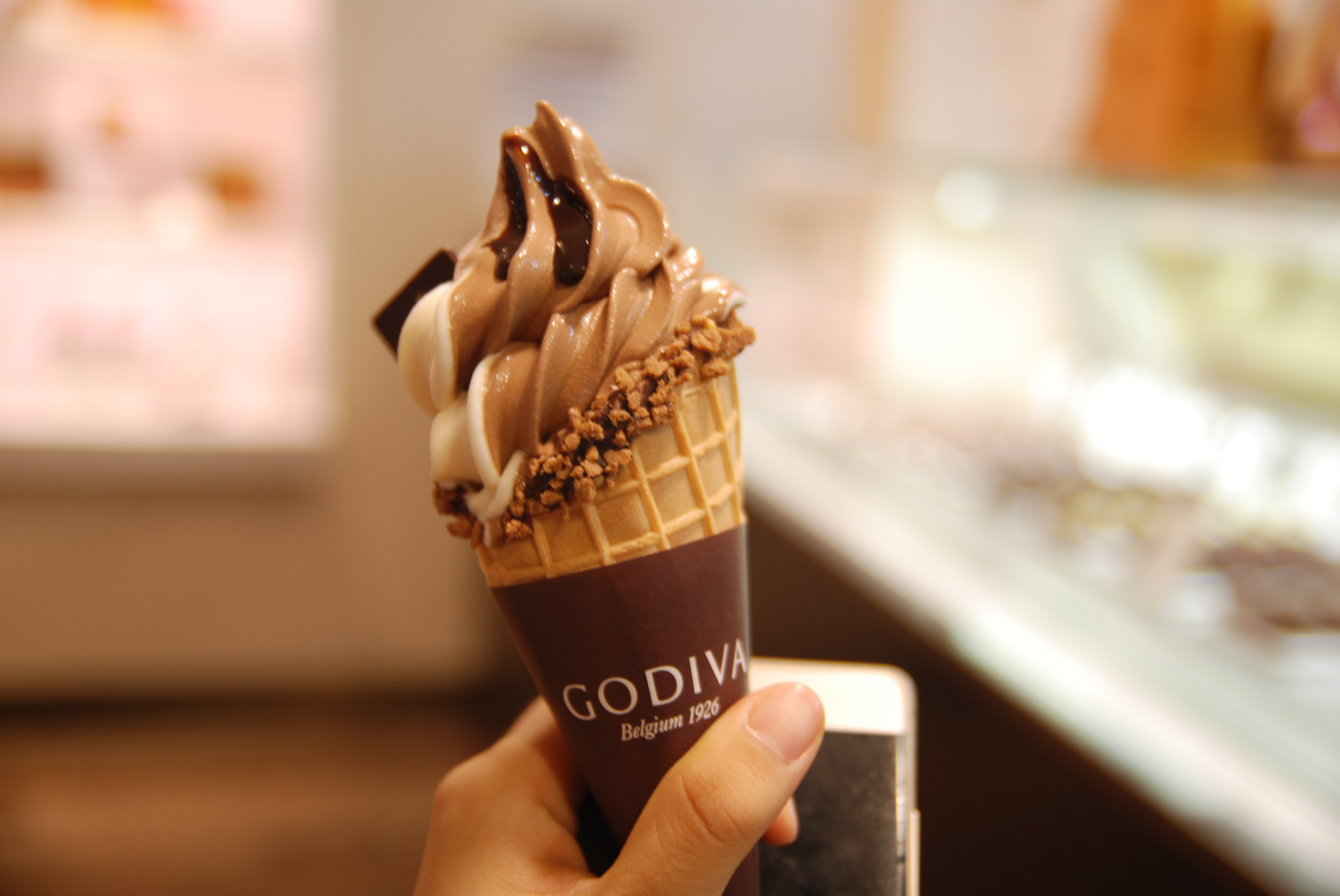 韩国紫菜包饭年糕,韩国美食一条街紫菜饭