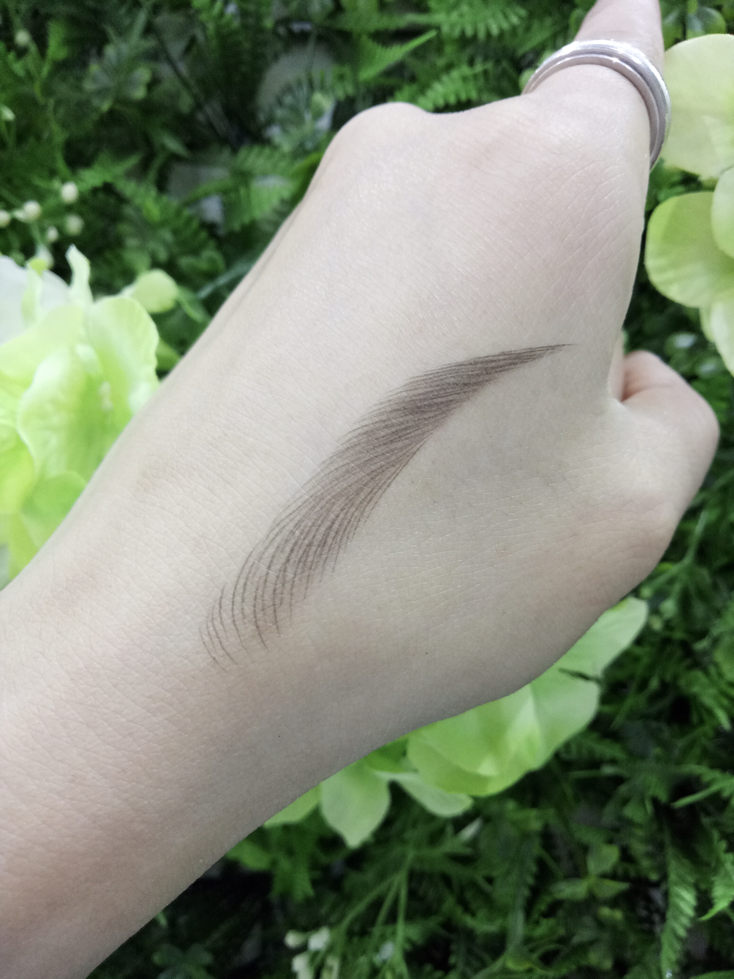 线条眉后期一些问题,如何快而好做线条眉