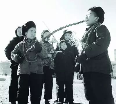 回忆童年8090过年情景,80后回忆童年过年真实视频