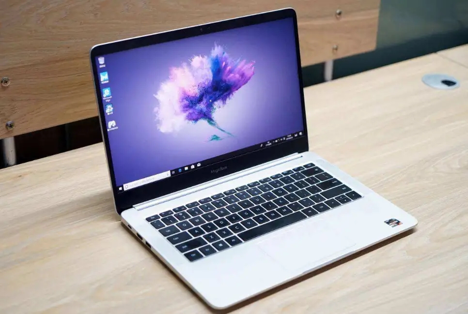 挑笔记本的基本知识,大学生适合的轻薄笔记本