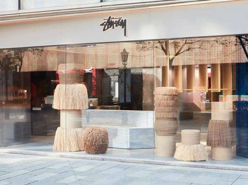 欧阳娜娜同款潮流品牌,欧阳娜娜同款联名卫衣