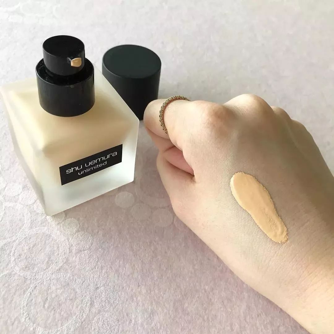 大干皮大牌持妆粉底测评,春夏粉底液测评视频