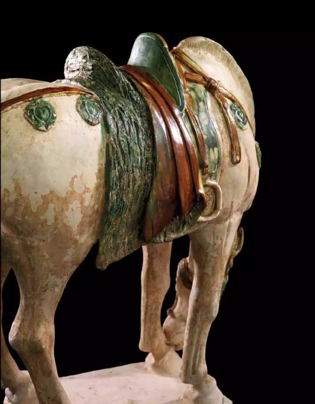 香港拍卖过亿的瓷器图片,香港保利瓷器拍卖图片