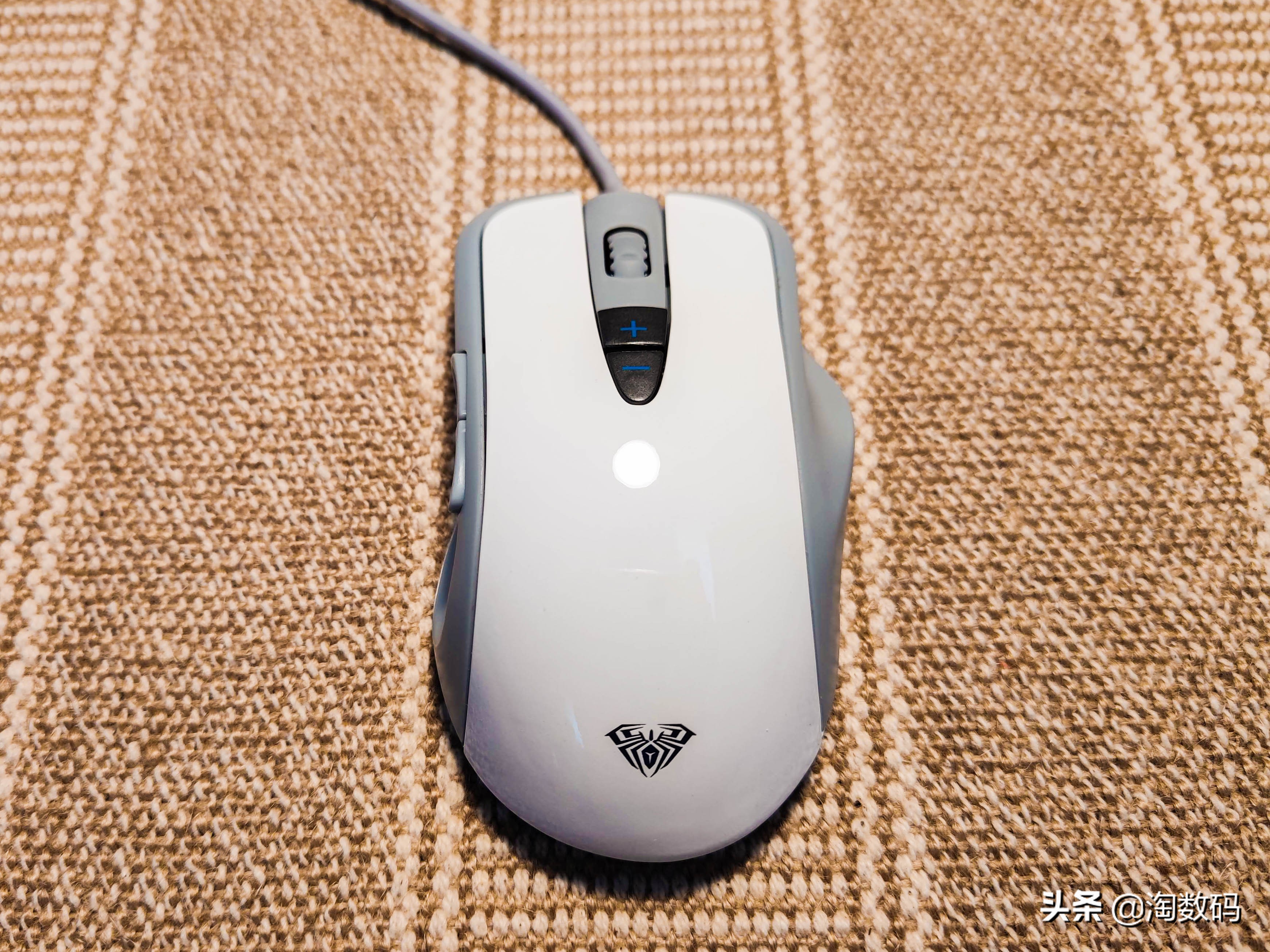 落魄侠客沦为白菜：￥69入手AULA狼蛛TGA大赛定制游戏键鼠套晒单