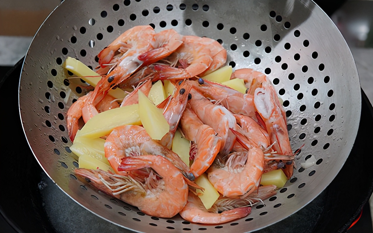 年夜饭香辣虾子,年夜饭大菜香辣虾超下饭超简单