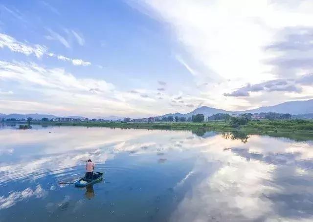 江西省有个莲花县,江西莲花县莲花镇