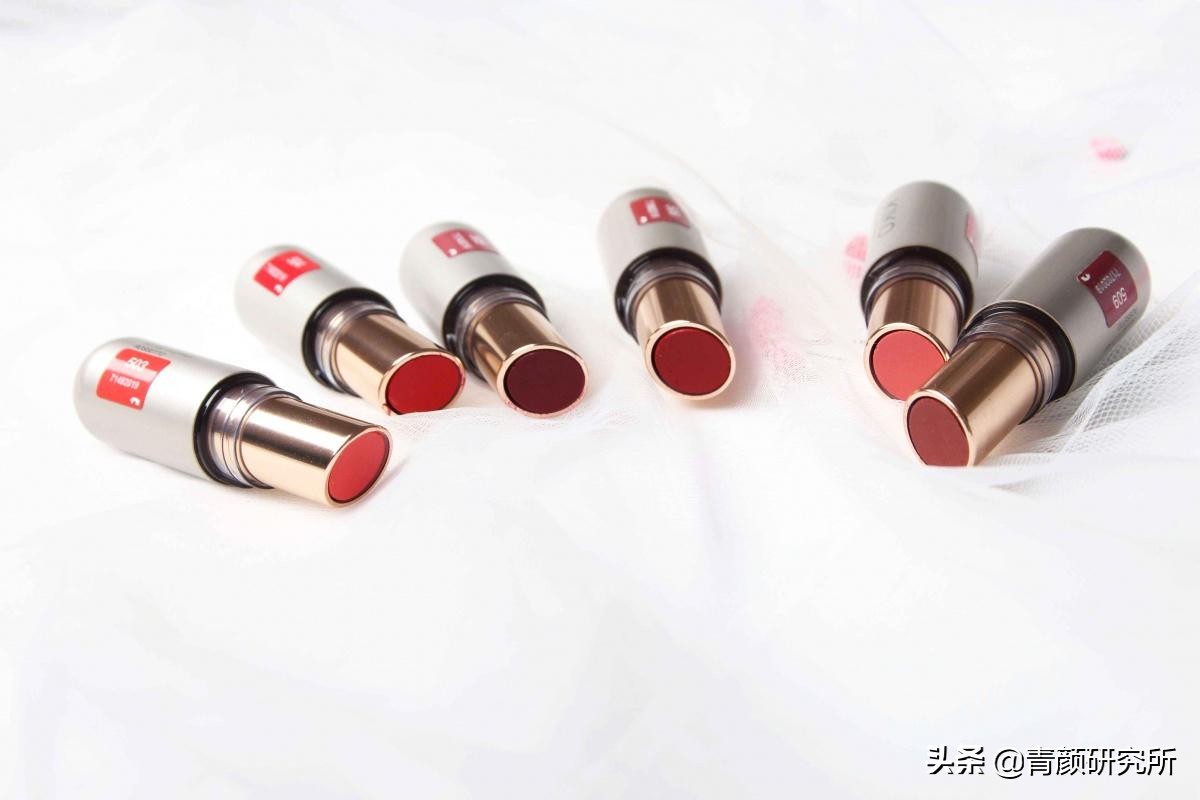 kiko鍙ｇ孩鏂簡,Kiko涓轰粈涔堟病鏈夊彛绾簡