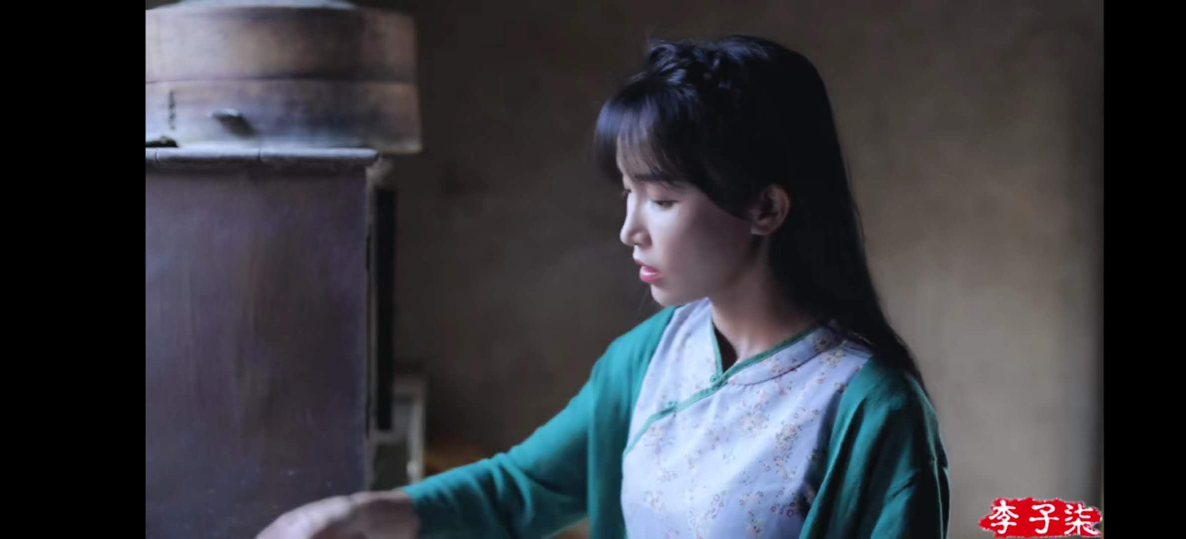 凭什么李子柒的土豆能上热搜？看了十遍视频后，我终于有了答案