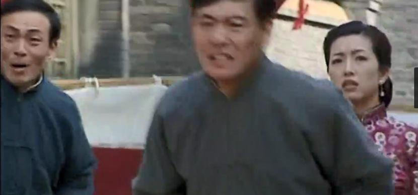 新闻联播片头多少年了,开播40多年新闻联播换片头背景