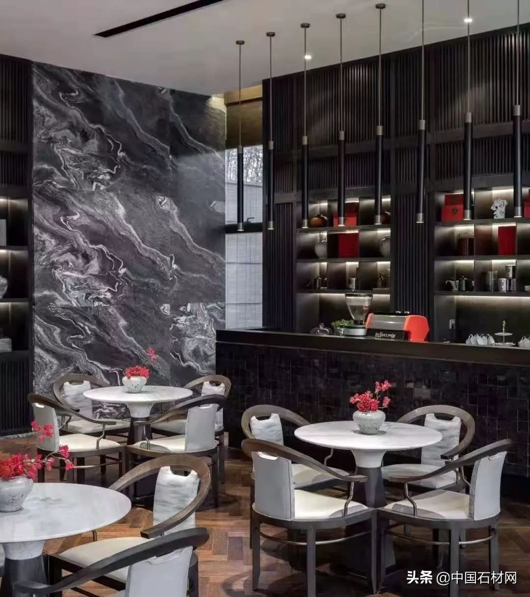 这里的石头凭什么这么“撩”人，因为她美啊