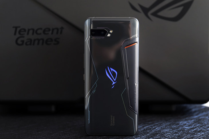 rog游戏手机5用后感受,用了五天的手机卖7500值吗