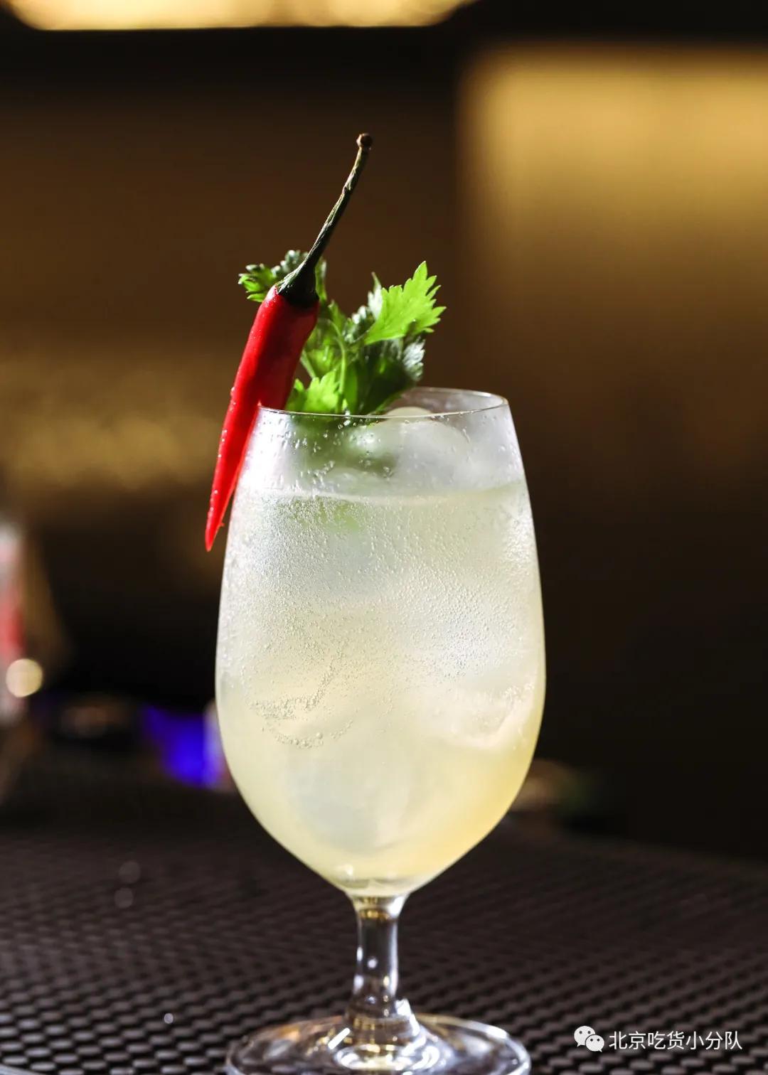 这店刚来,就要请全北京吃烧烤