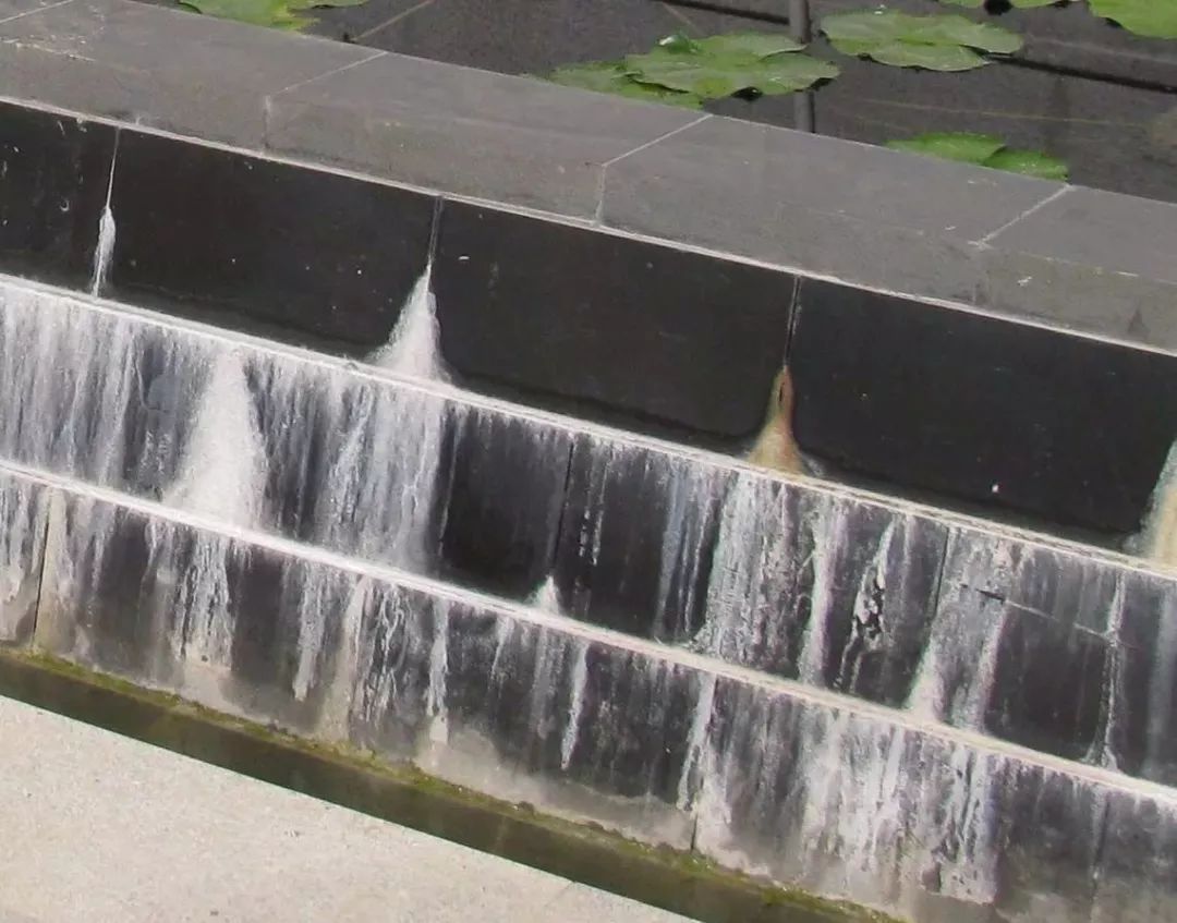 石材反碱和泛碱的区别,室外地面石材泛碱怎么办