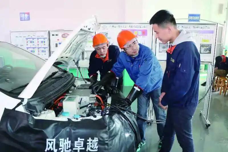 山东工业技师学院机电工程系,山东工业技师学院是什么学历