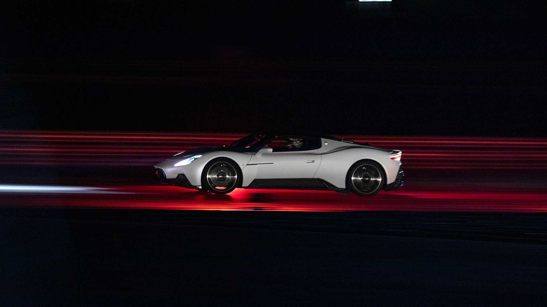 玛莎拉蒂mc20在中国的销量如何,玛莎拉蒂mc20敞篷版是硬顶吗