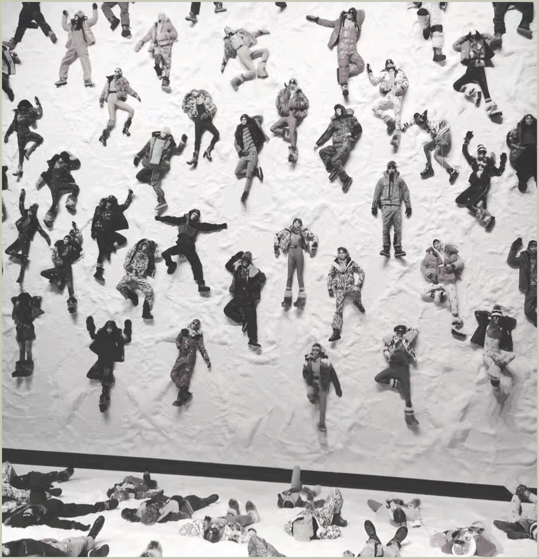 18天30套，把春夏秋冬都穿个遍