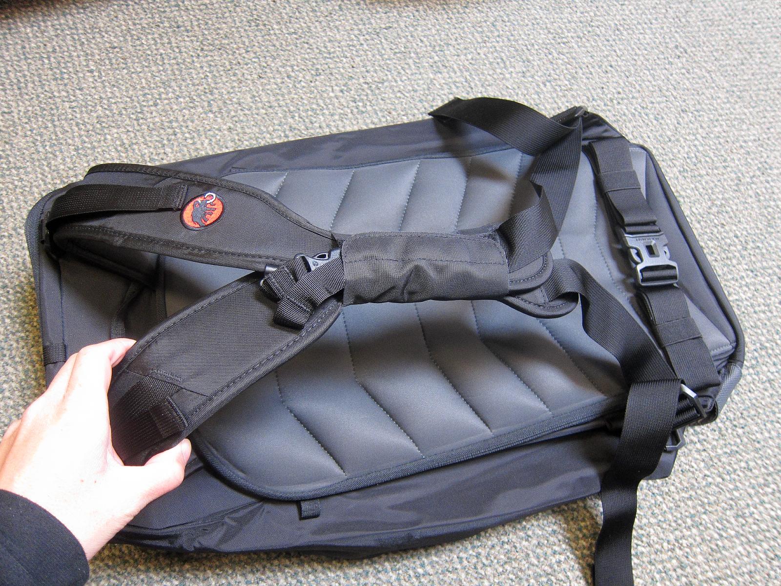 始祖鸟和猛犸象硬壳怎么选,arcteryx始祖鸟真假对比