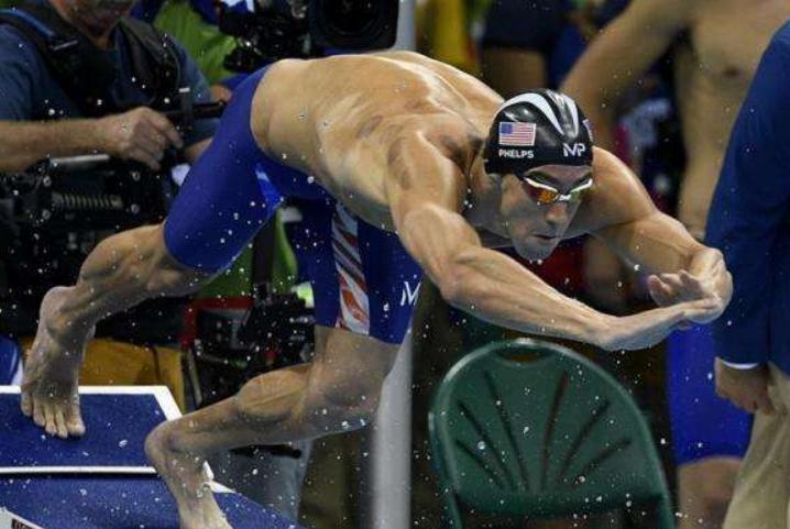 泰森和博尔特菲尔普斯,泰森和博尔特体型对比